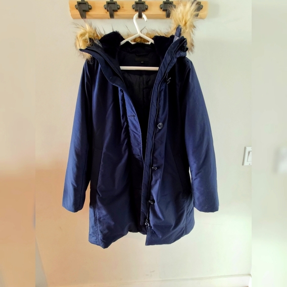 Uniqlo down jacket -50 down (body) 80 down (hood), faux fur Size L - Picture 1 of 4